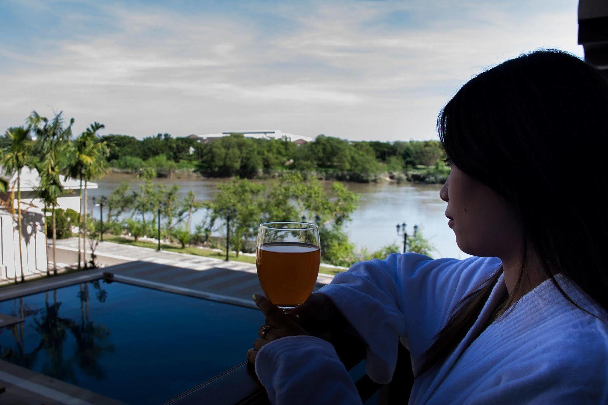Hotel Sincere Smile Yangon Luaran gambar