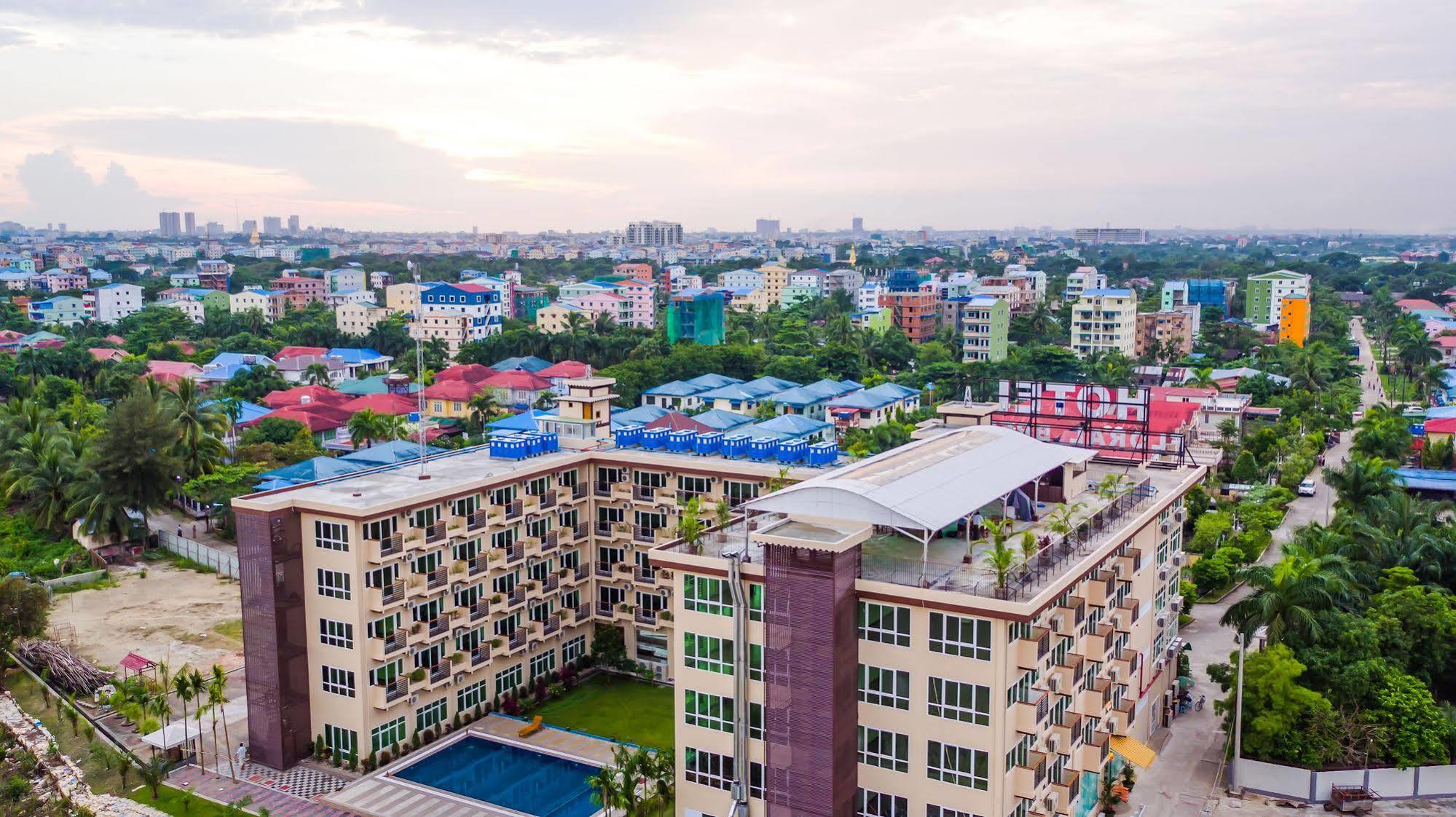 Hotel Sincere Smile Yangon Luaran gambar