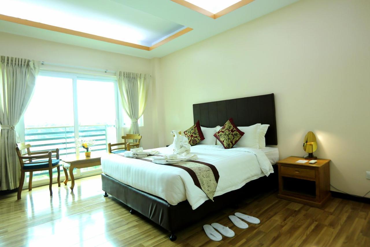 Hotel Sincere Smile Yangon Luaran gambar